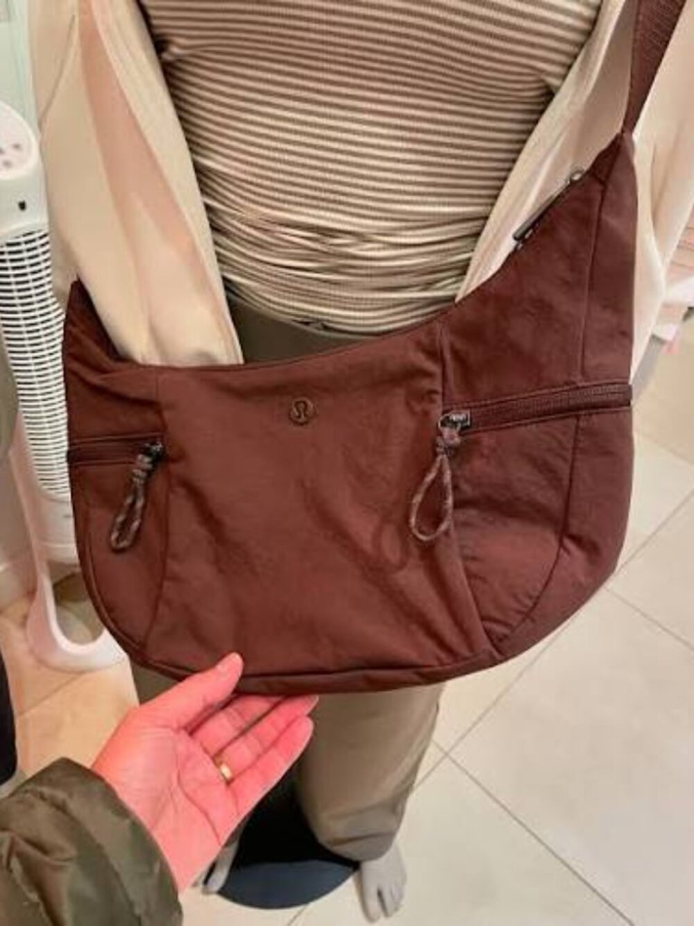 Lululemon Slouchy Sling Bag 6L--Lava Cake